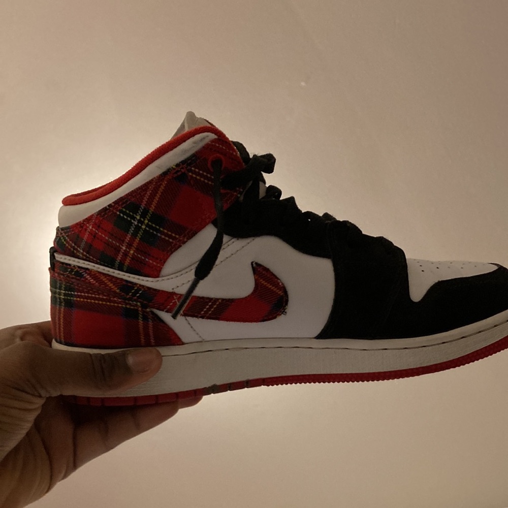 Bad Santa Air Jordan 1s - Picture 3 of 4